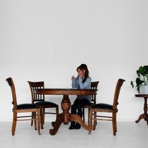 Cindy Dining Set with Round Table