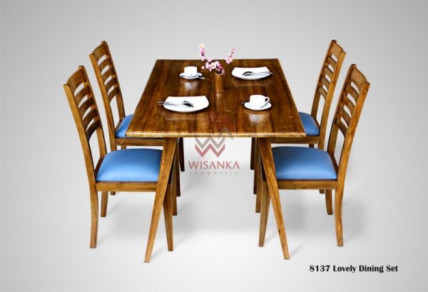 Lovely Dining Set