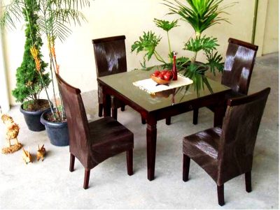 Keisha Dining Set