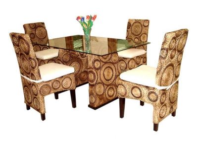 Peppy Dining Set