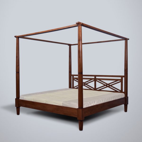 Canissa Canopy Bed