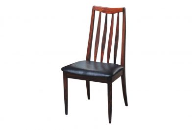 Larsen Chair - 96x50x48cm(HWD)