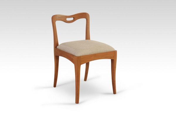 RATU CHAIR 75x48x54cm (HWD)