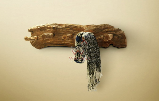 Aneto Wooden Hanging